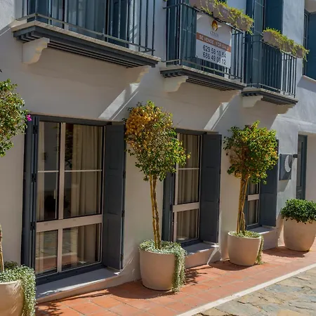 Casona 6 Lunas, Marbella Old Town Apartment, Private Parking 公寓