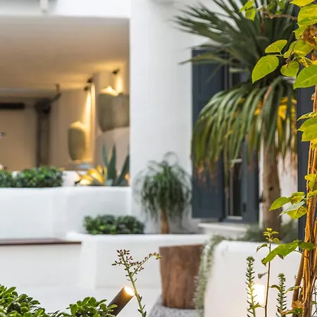 公寓 Casona 6 Lunas, Marbella Old Town Apartment, Private Parking 马尔韦利亚