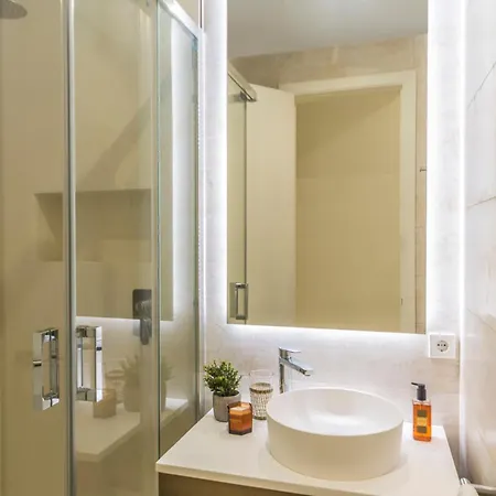 Casona 6 Lunas, Marbella Old Town Apartment, Private Parking 公寓