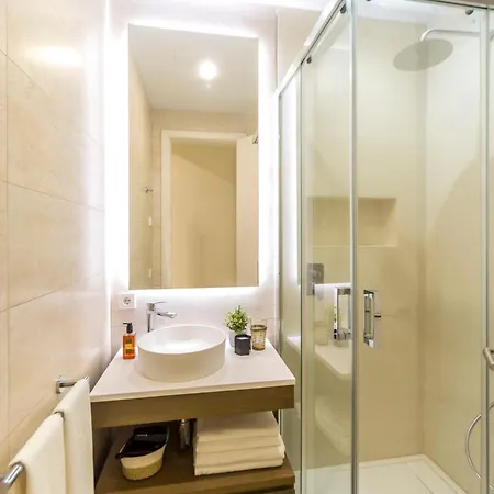 公寓 Casona 6 Lunas, Marbella Old Town Apartment, Private Parking 马尔韦利亚