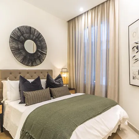 Casona 6 Lunas, Marbella Old Town Apartment, Private Parking 公寓