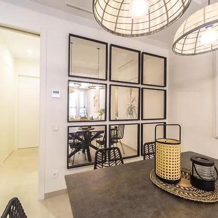 Casona 6 Lunas, Marbella Old Town Apartment, Private Parking 公寓 *