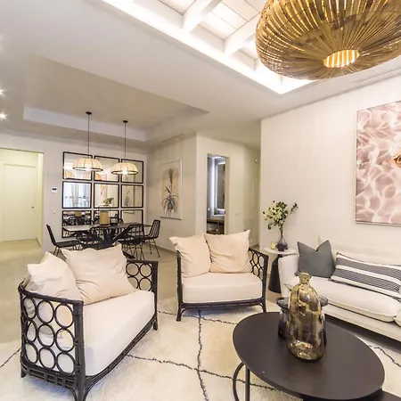 Casona 6 Lunas, Marbella Old Town Apartment, Private Parking * 马尔韦利亚